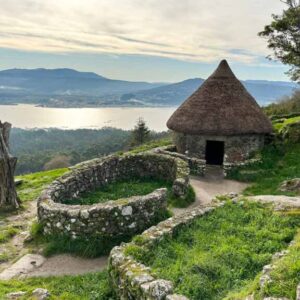retreat- Dwelling_Castro_de_Santa_Trega-768x576